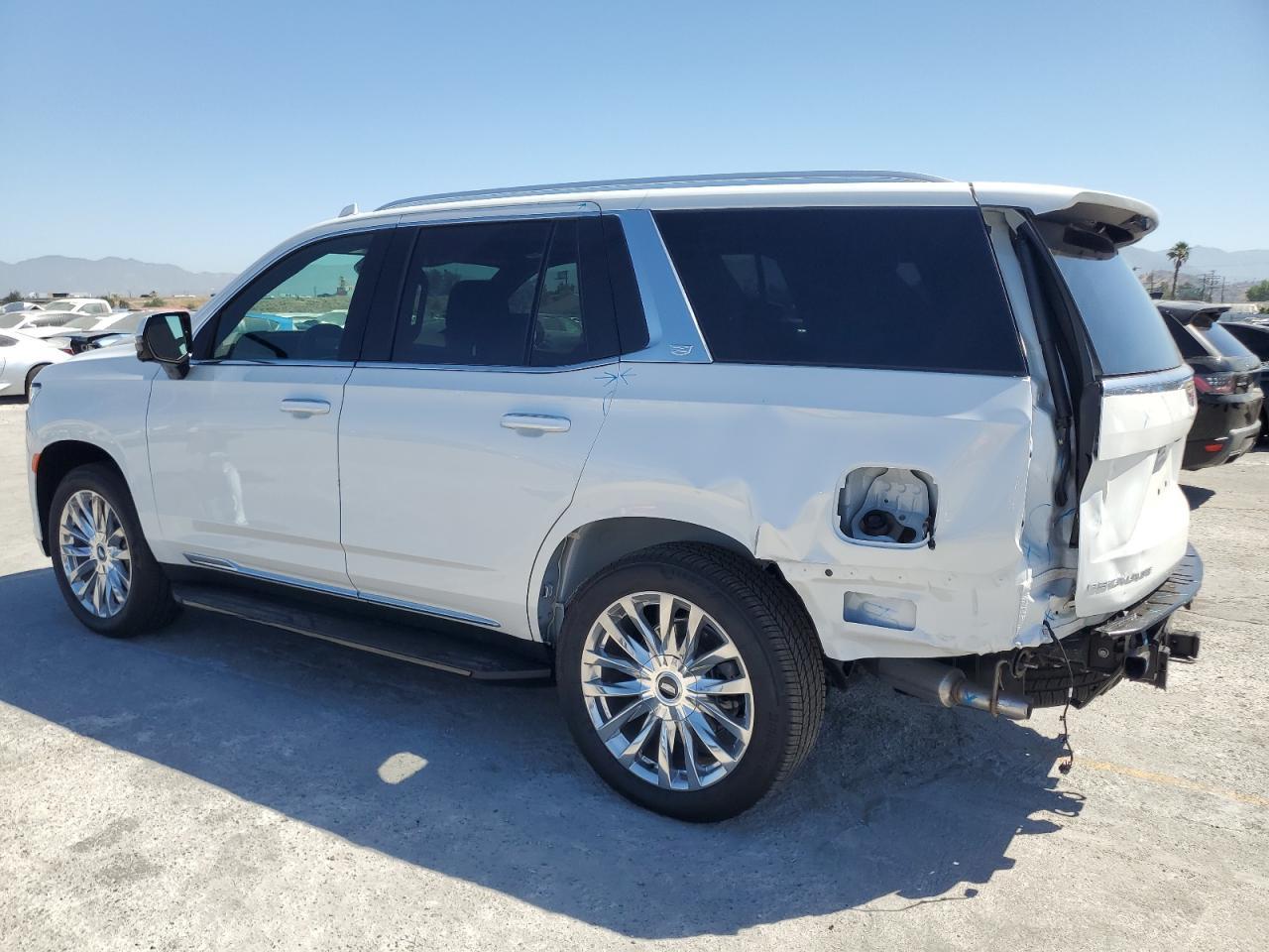 2024 Cadillac Escalade Premium Luxury - zdjęcie 2