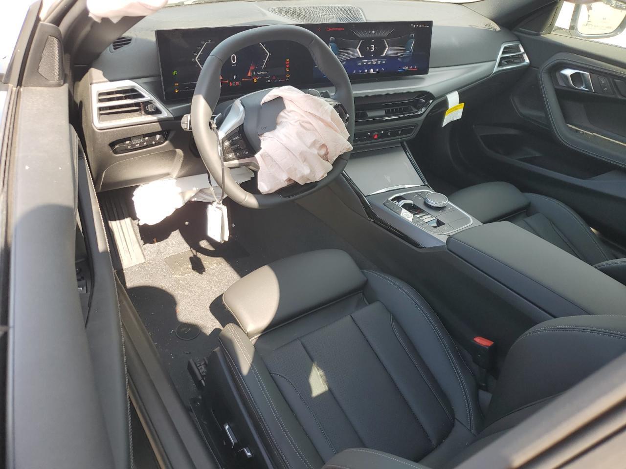 2025 BMW 230Xi - zdjęcie 8