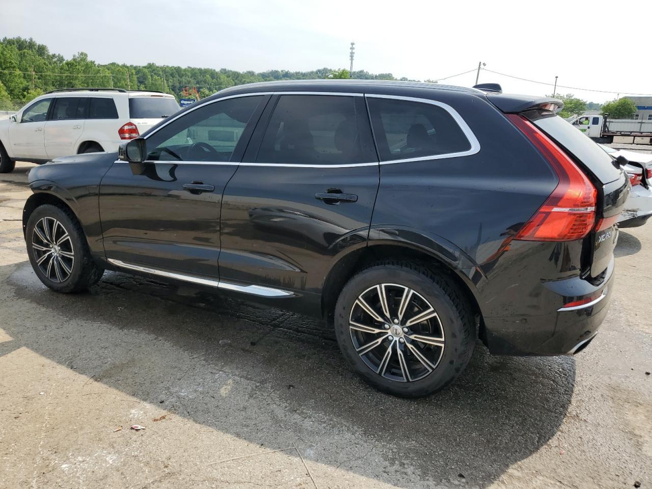 2018 Volvo Xc60 T5 Inscription - zdjęcie 2