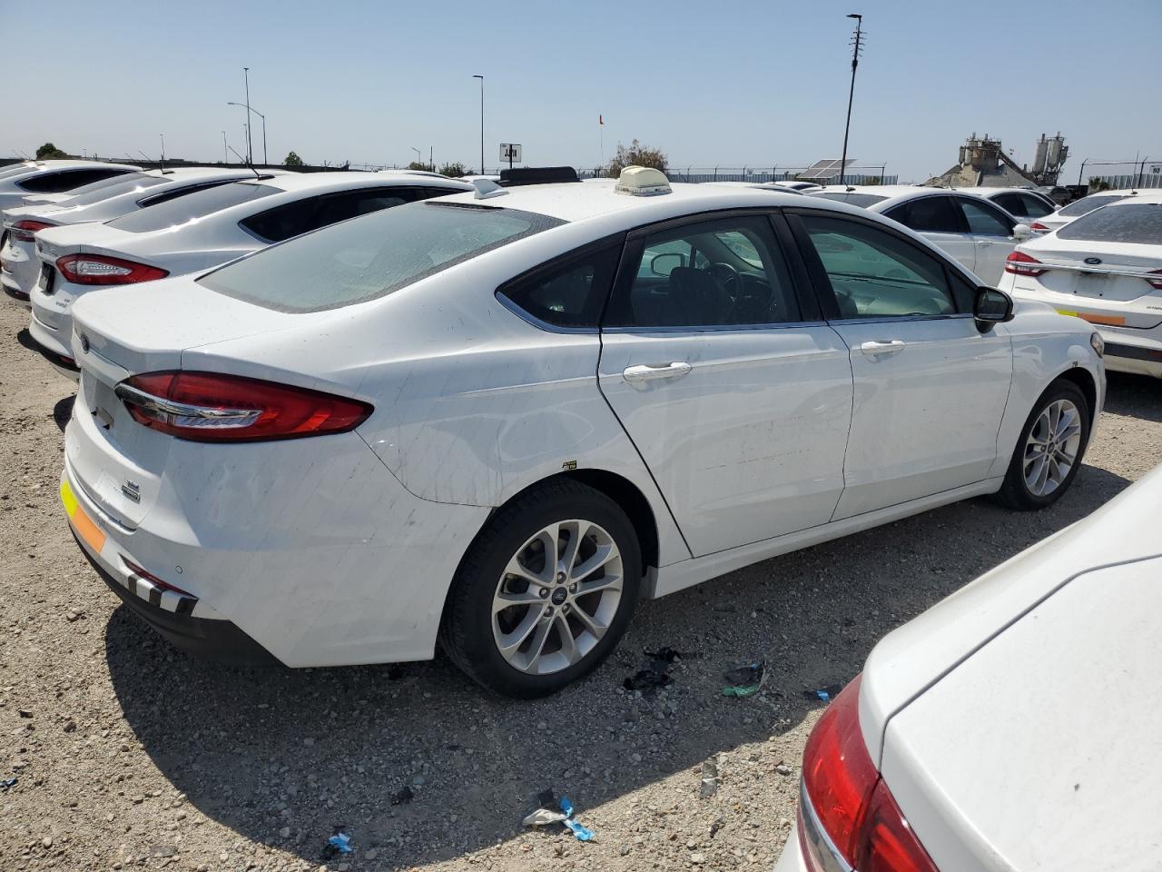 2020 Ford Fusion Se - zdjęcie 3