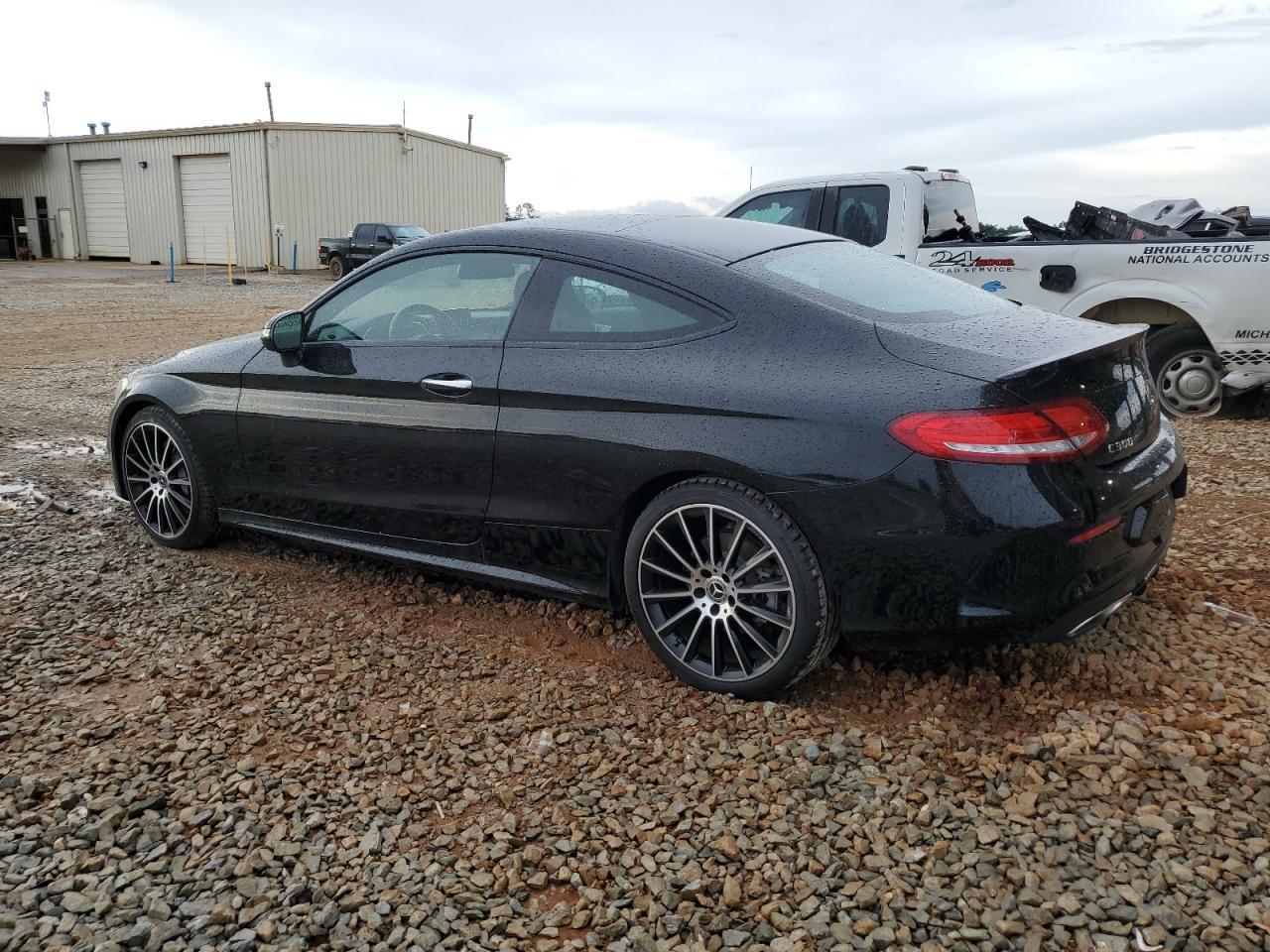 2018 Mercedes-Benz C 300 - zdjęcie 2