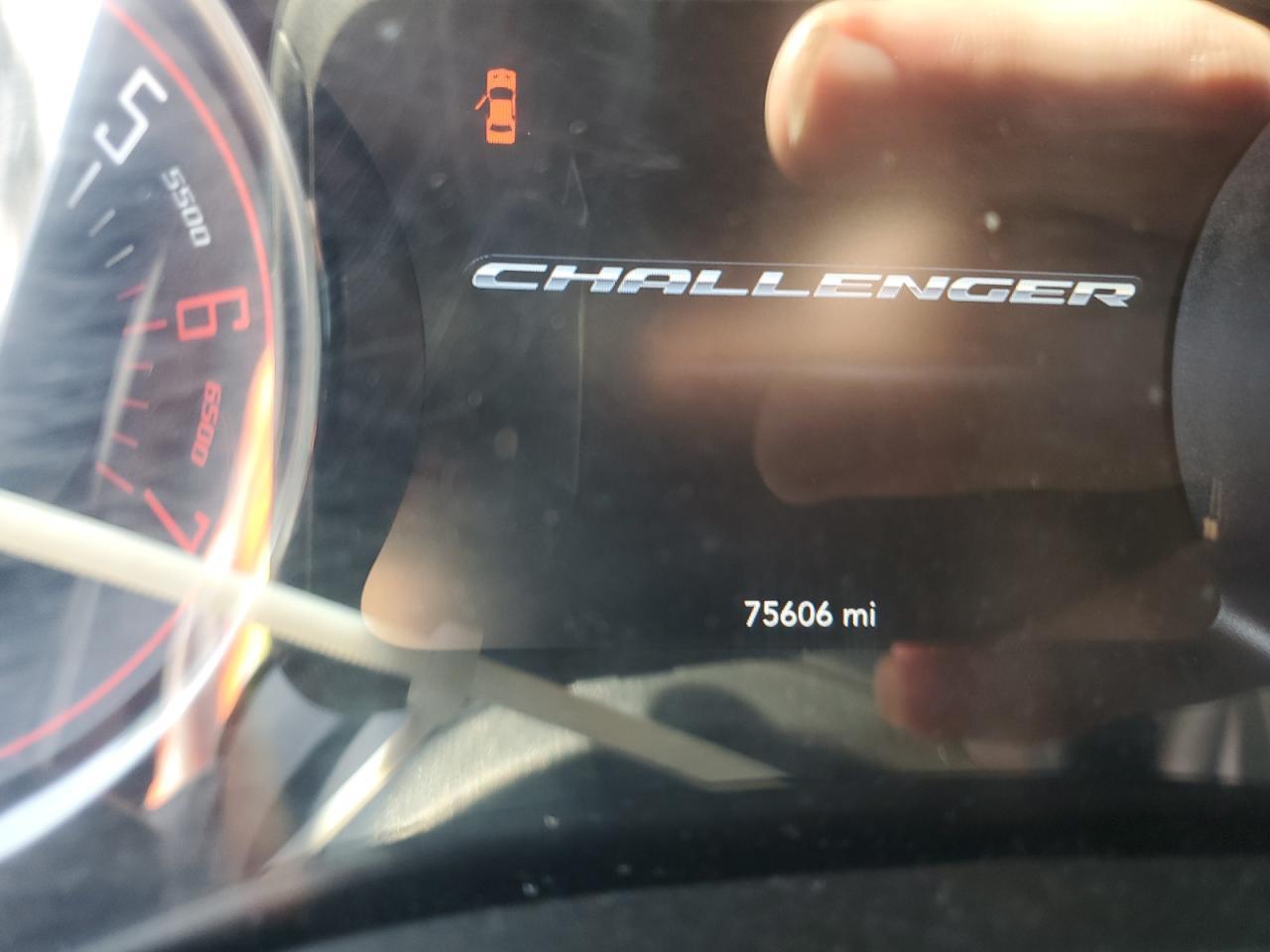 2016 Dodge Challenger R/T - zdjęcie 18