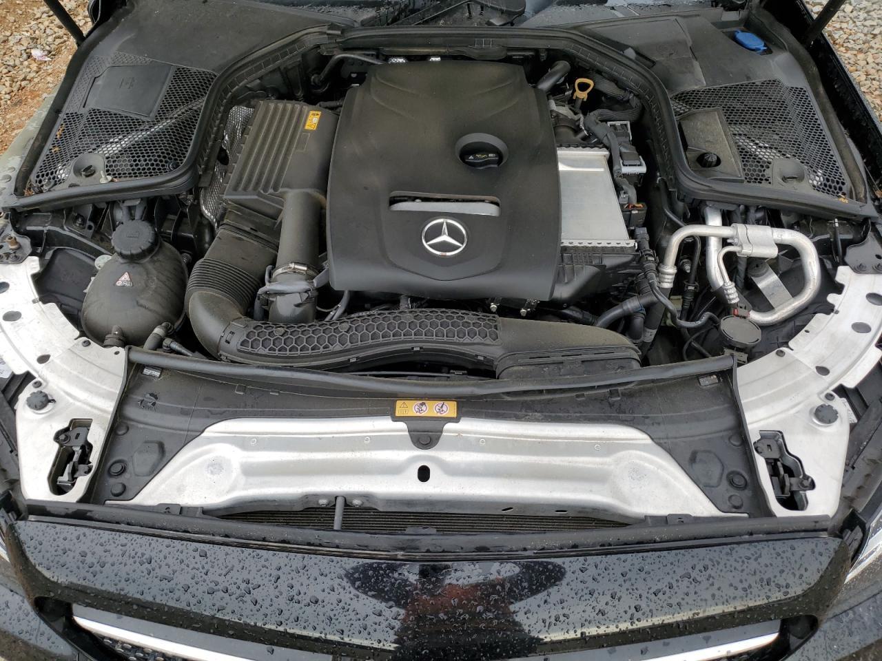 2018 Mercedes-Benz C 300 - zdjęcie 11