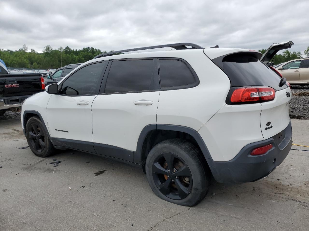 2015 Jeep Cherokee Latitude - zdjęcie 2