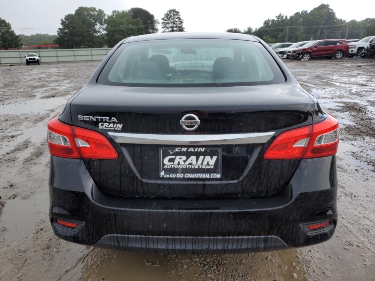 2019 Nissan Sentra S - zdjęcie 6