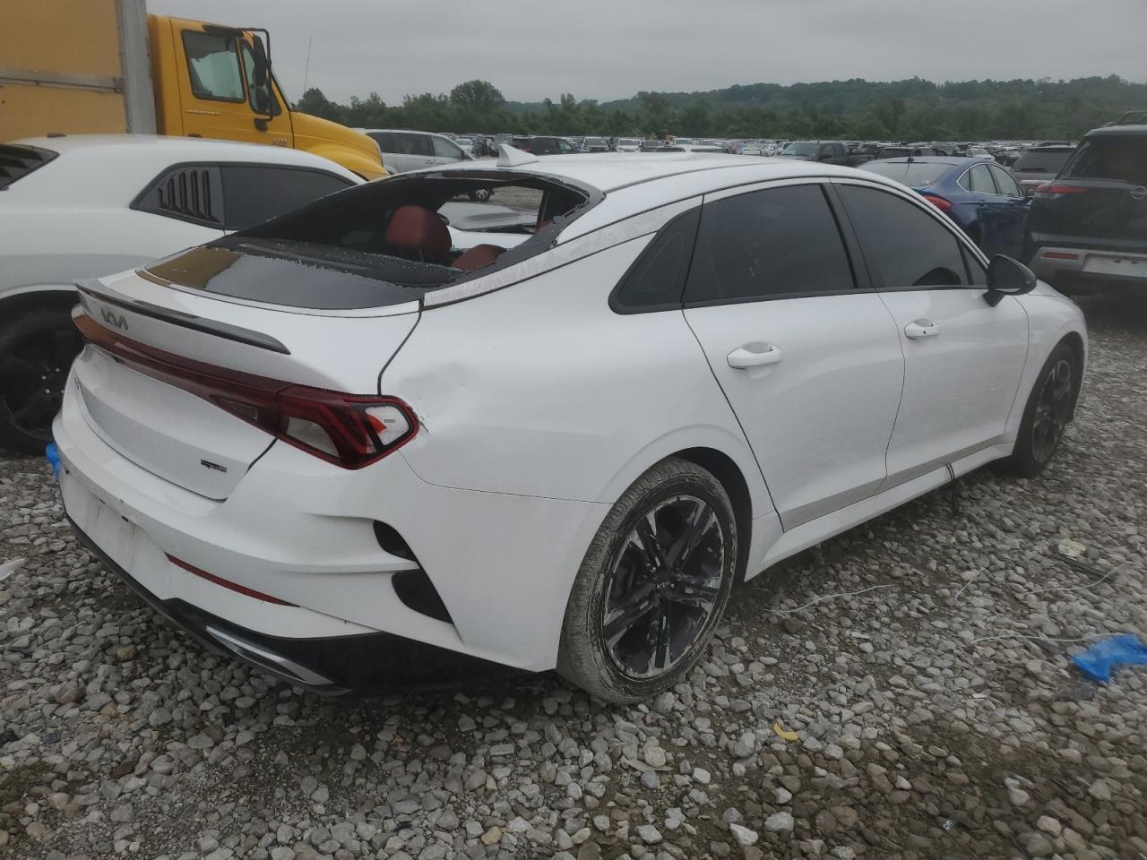 2024 Kia K5 Gt Line - zdjęcie 3