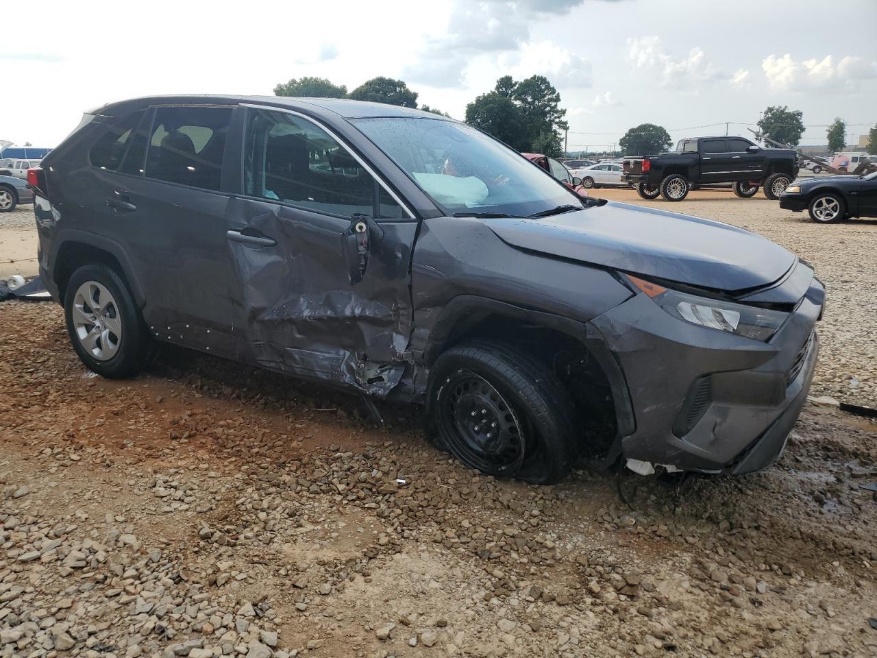 2022 Toyota Rav4 Le - zdjęcie 4