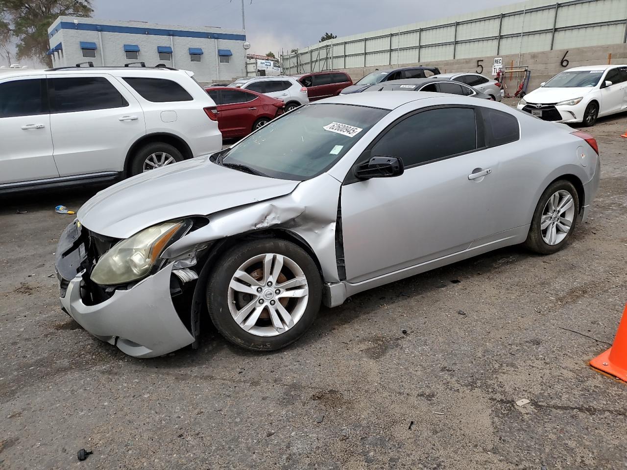 2013 Nissan Altima S - zdjęcie główne