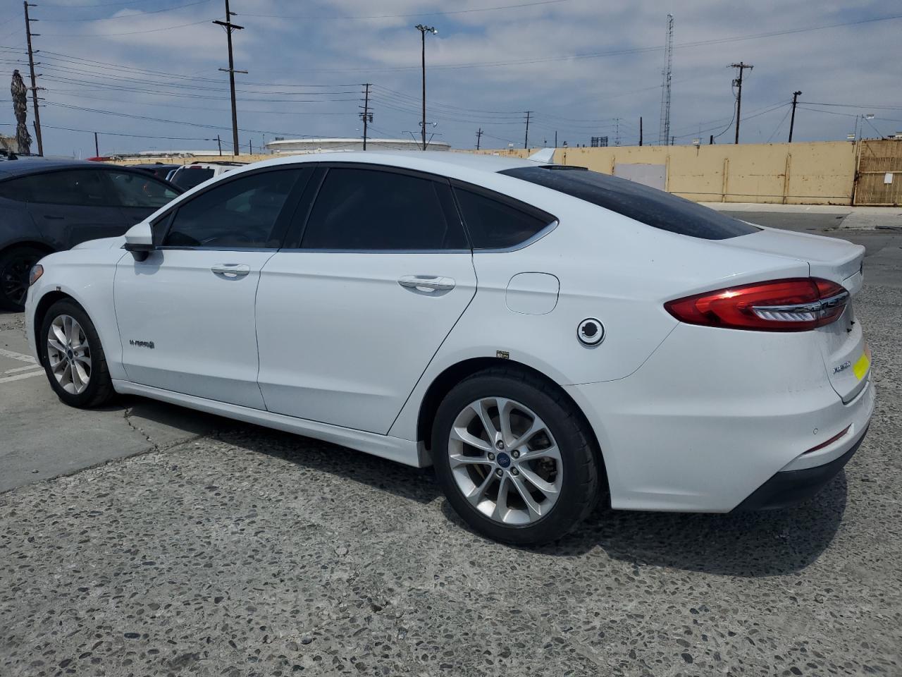 2019 Ford Fusion Se - zdjęcie 2