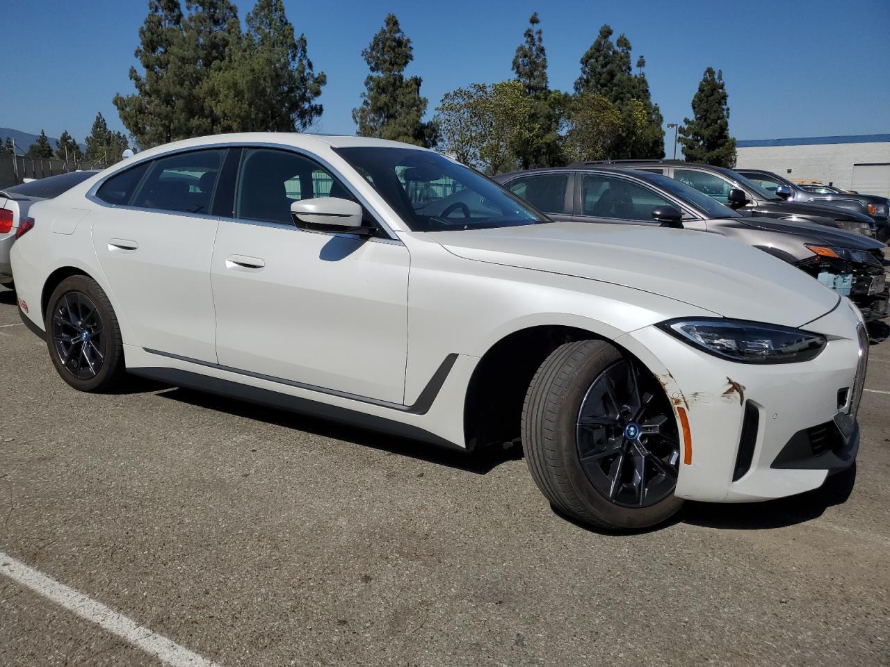 2024 BMW I4 Edrive 40 - zdjęcie 4