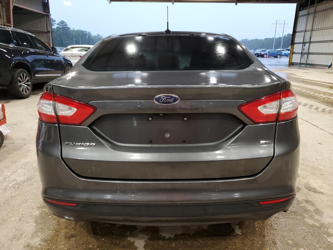 2016 Ford Fusion Se - zdjęcie główne