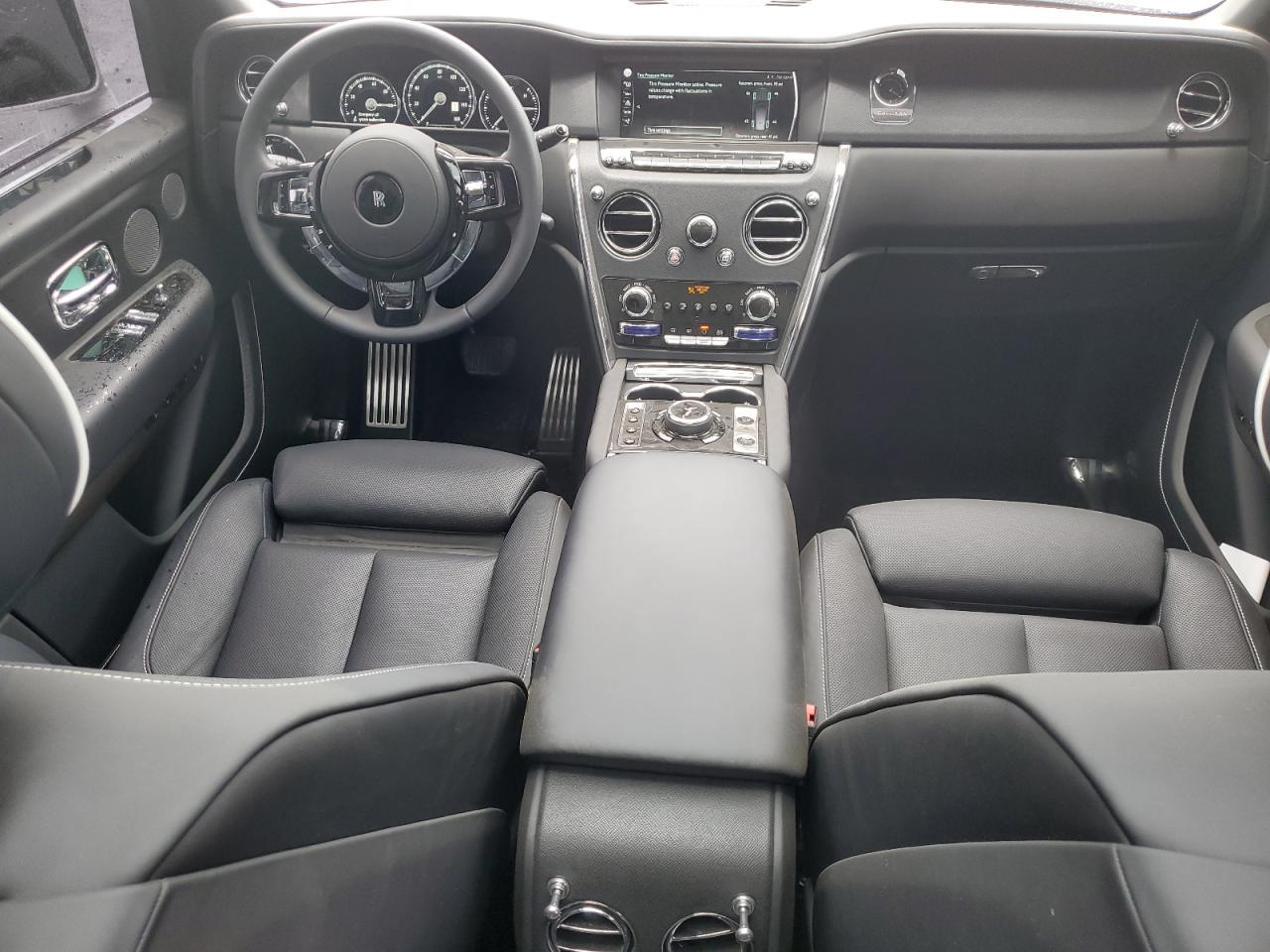 2024 Rolls-Royce Cullinan - zdjęcie 8