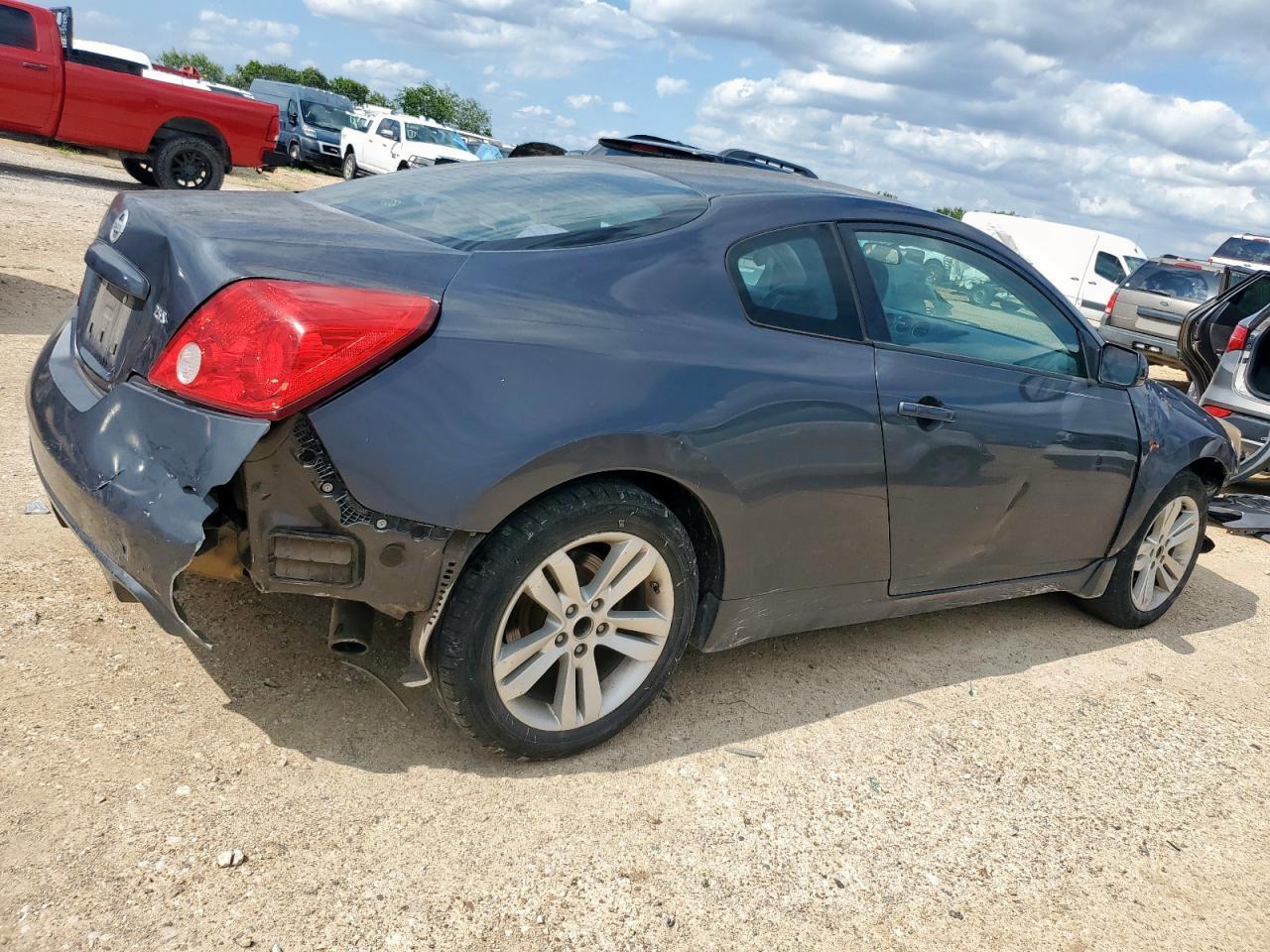 2013 Nissan Altima S - zdjęcie 3