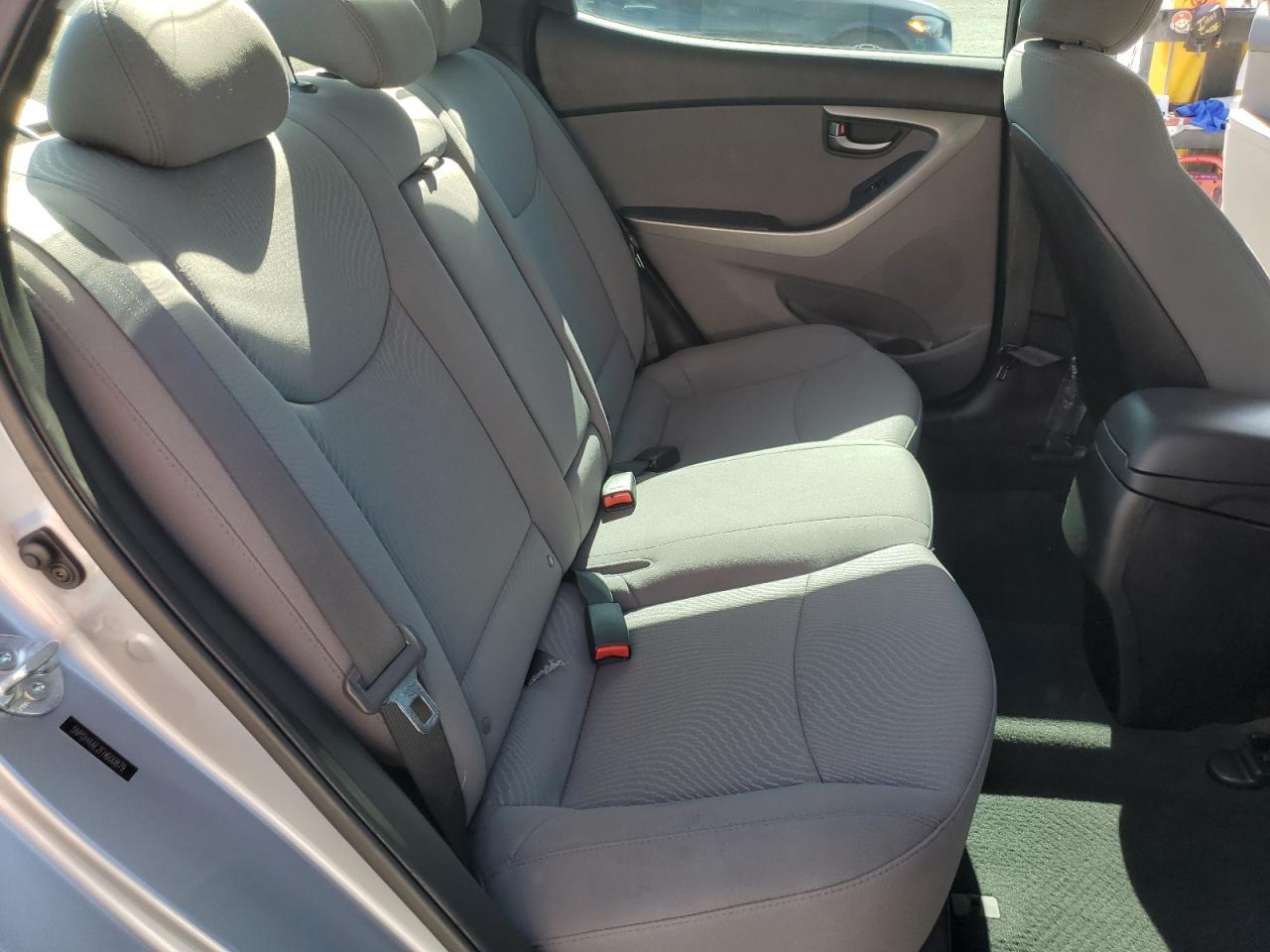 2015 Hyundai Elantra Se - zdjęcie 10