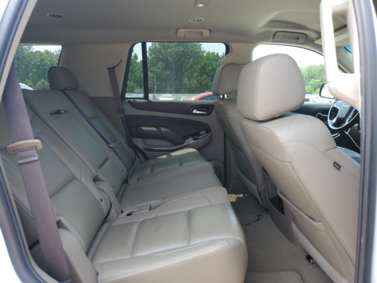 2019 Chevrolet Tahoe C1500 Lt - zdjęcie 11