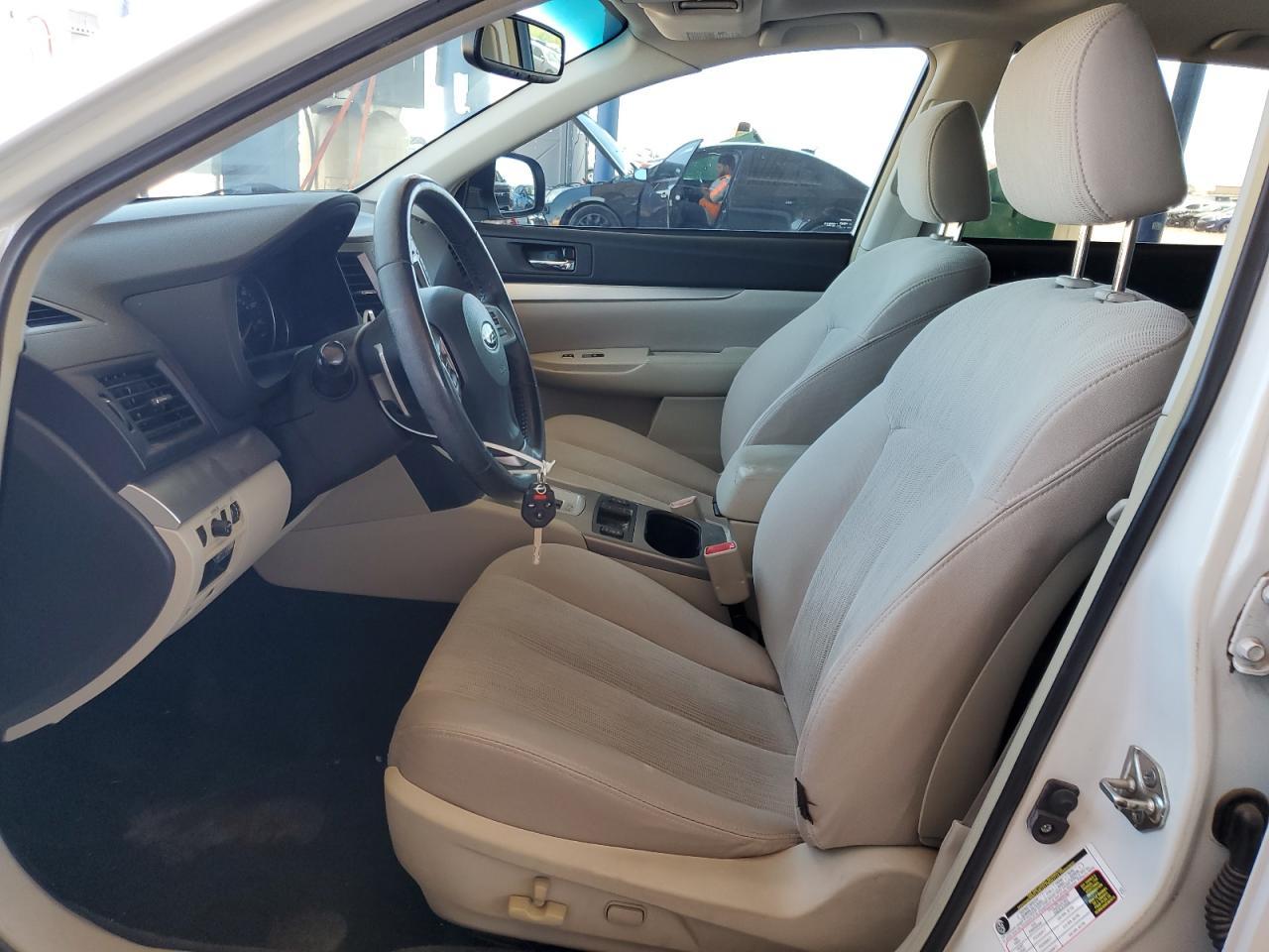 2014 Subaru Outback 2.5I Premium - zdjęcie 7