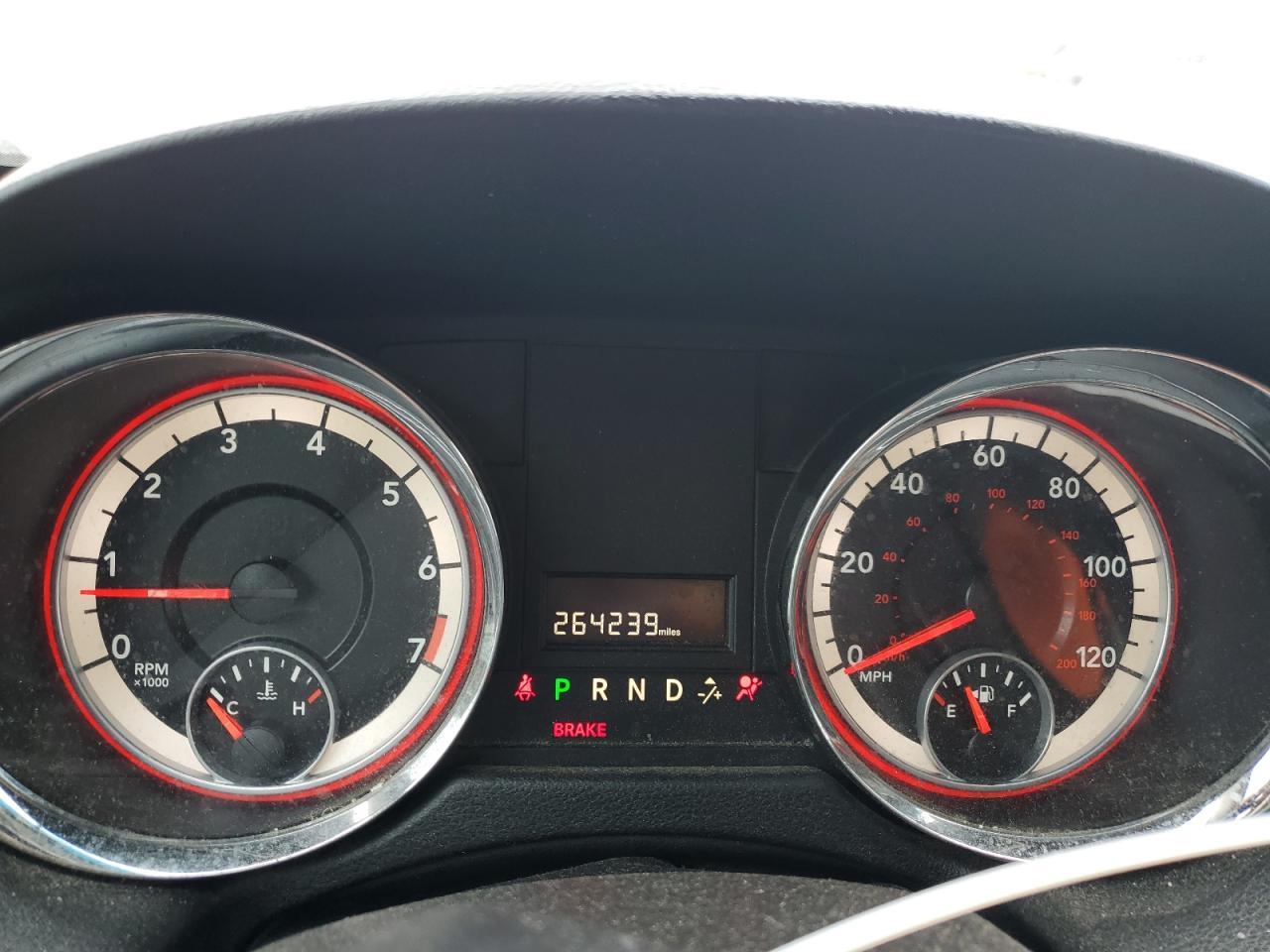 2014 Dodge Grand Caravan Sxt - zdjęcie 9