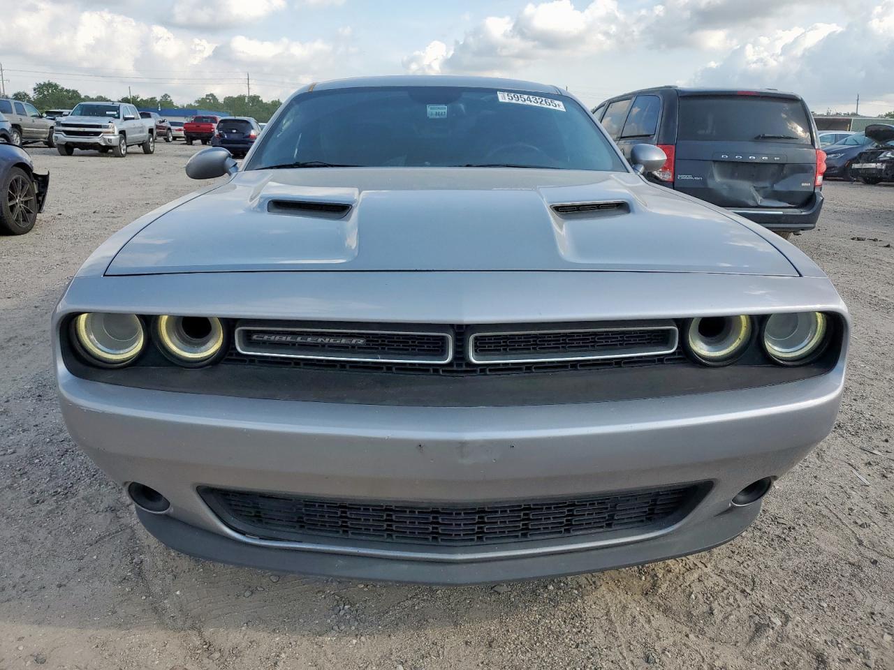2016 Dodge Challenger Sxt - zdjęcie 5