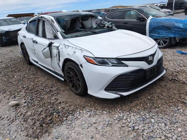 2018 Toyota Camry Le - zdjęcie 13