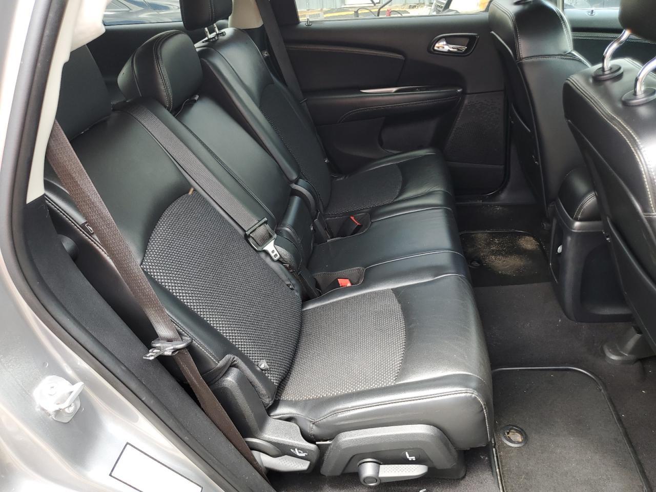 2019 Dodge Journey Crossroad - zdjęcie 10