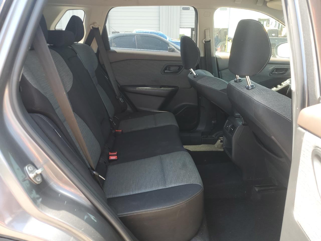 2021 Nissan Rogue S - zdjęcie 11