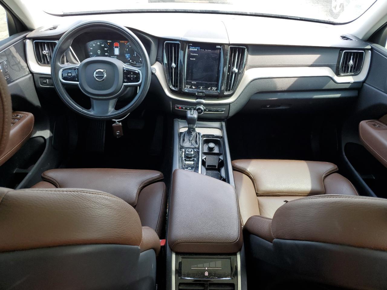 2018 Volvo Xc60 T5 Inscription - zdjęcie 8