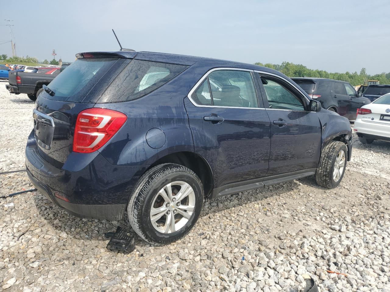 2017 Chevrolet Equinox Ls - zdjęcie 3