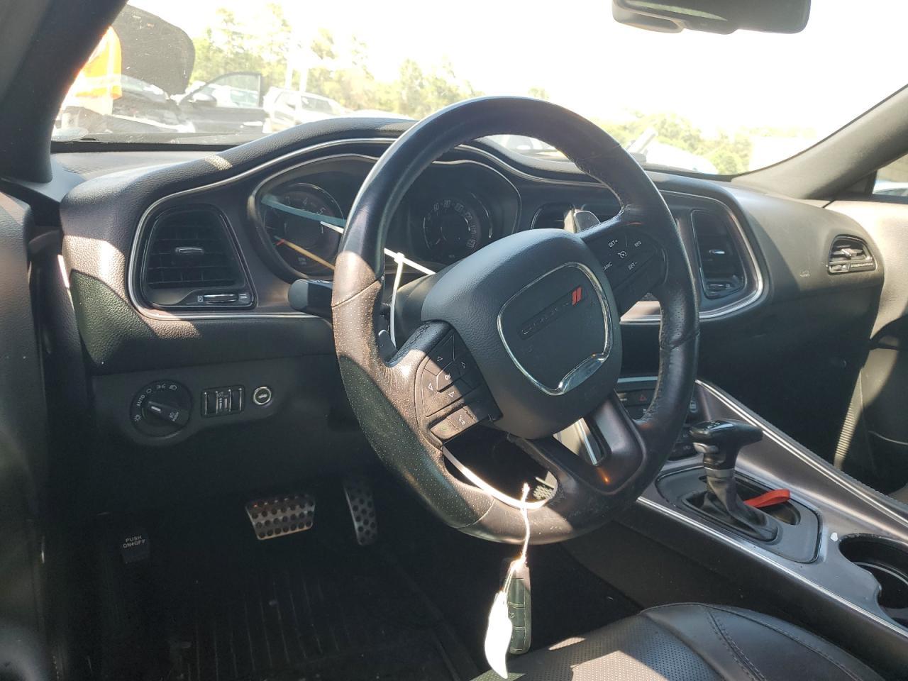 2016 Dodge Challenger R/T - zdjęcie 16