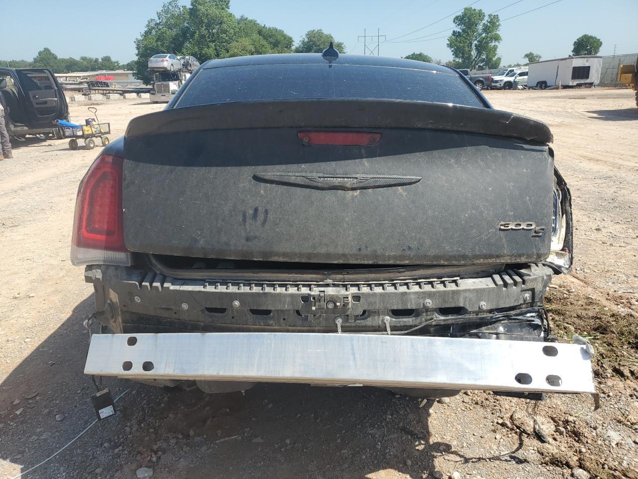 2017 Chrysler 300 S - zdjęcie 6
