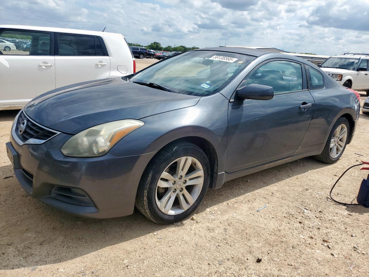 2013 Nissan Altima S - zdjęcie główne