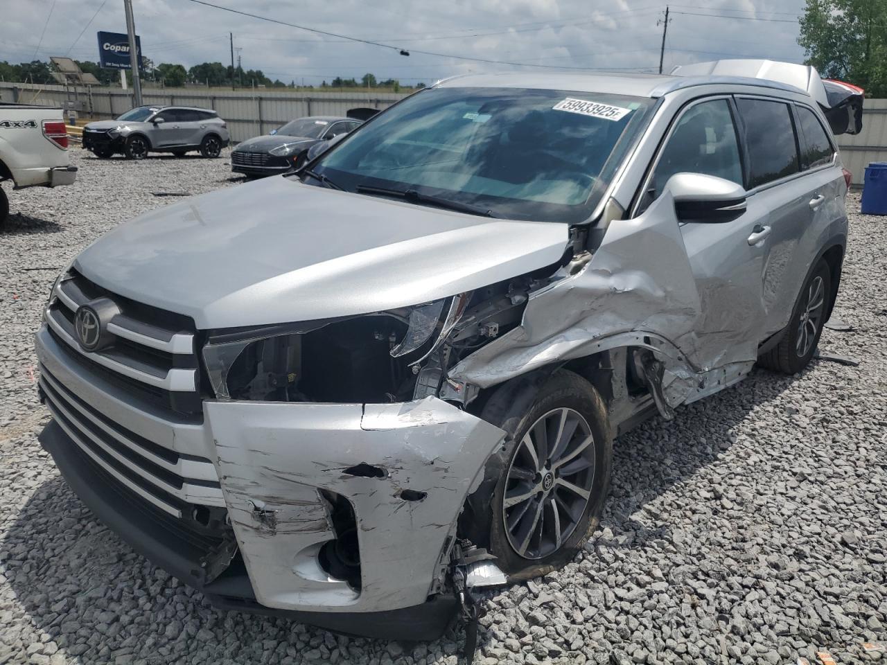 2019 Toyota Highlander Se - zdjęcie główne