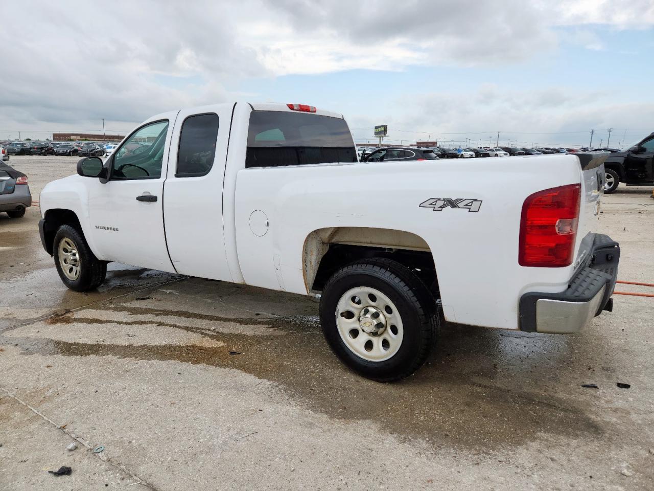 2013 Chevrolet Silverado K1500 - zdjęcie 2