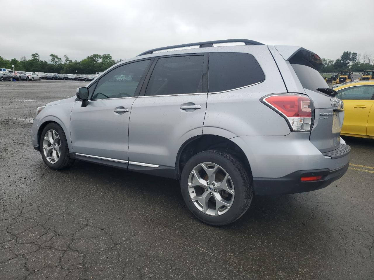 2018 Subaru Forester - zdjęcie 2
