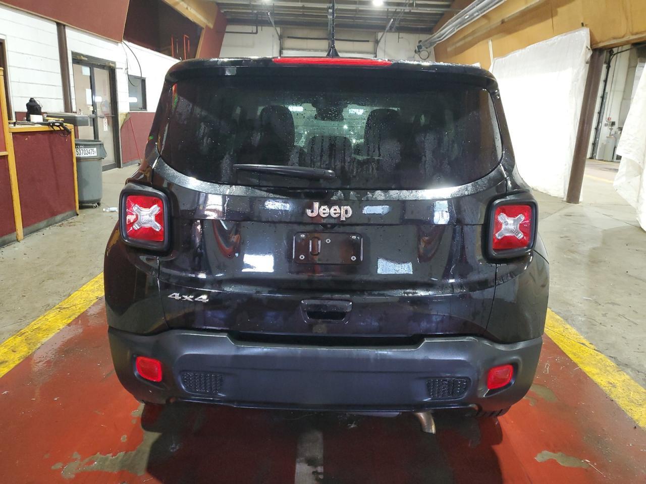 2023 Jeep Renegade Latitude - zdjęcie 6