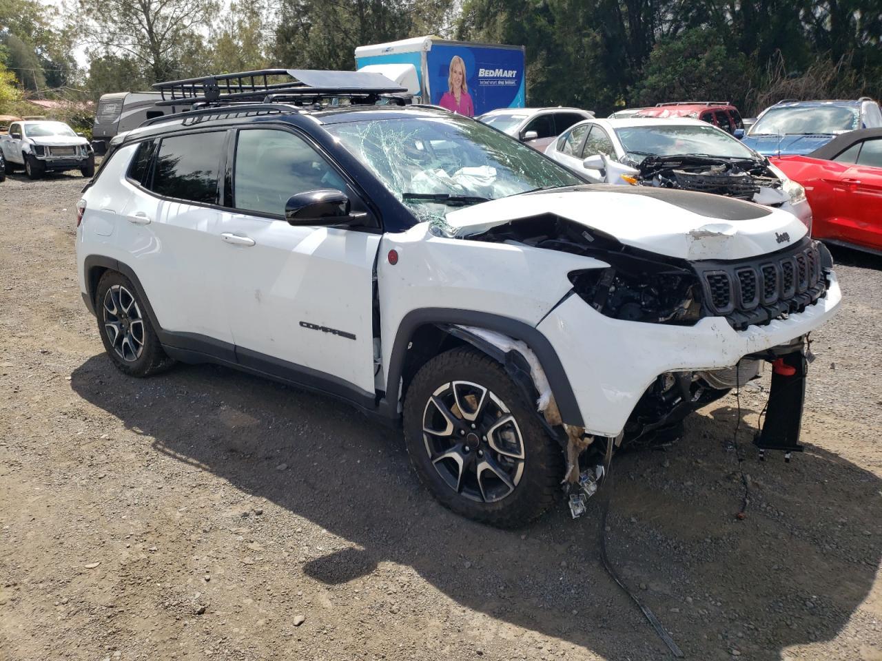 2025 Jeep Compass Trailhawk - zdjęcie 7