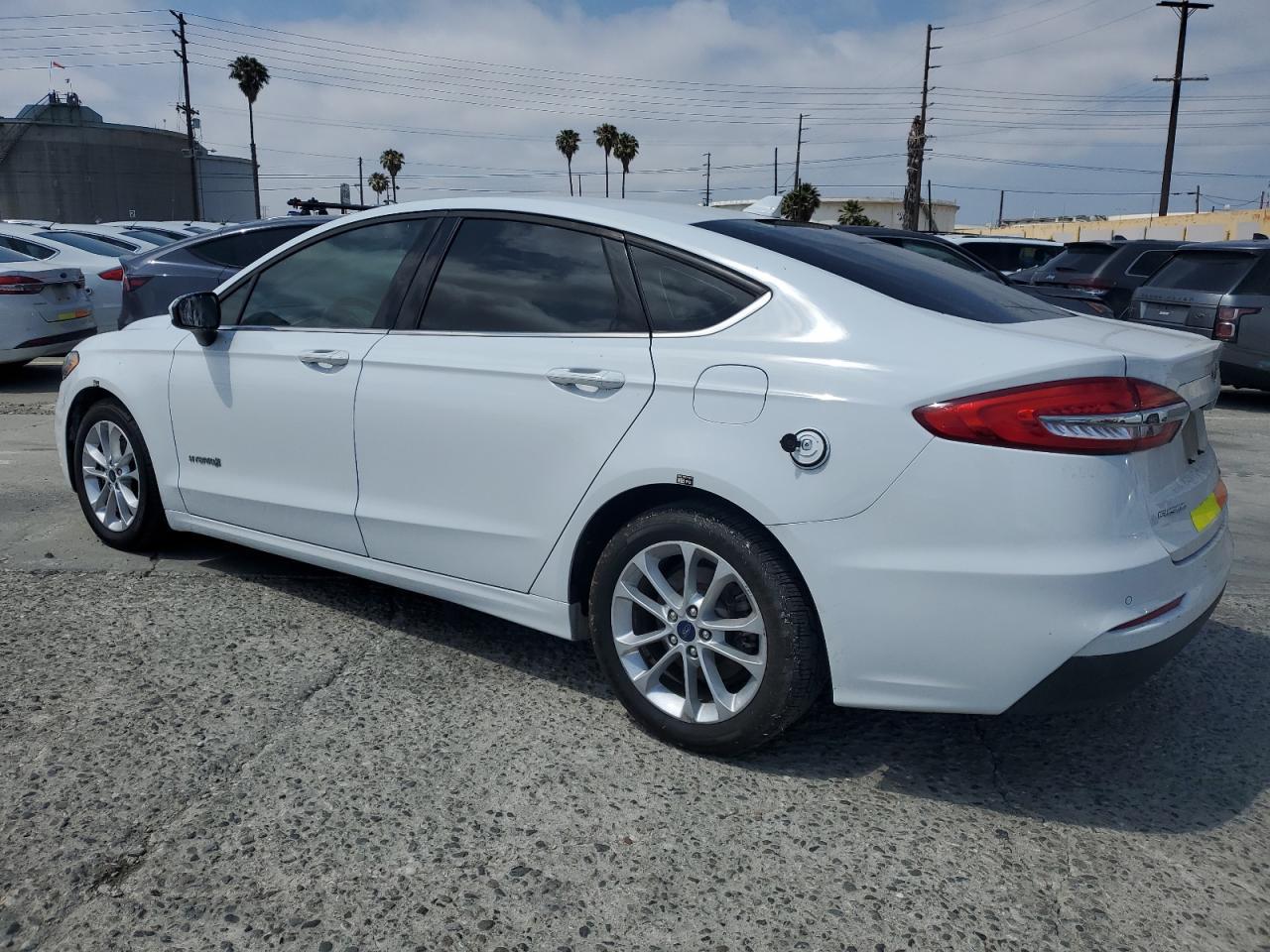 2019 Ford Fusion Se - zdjęcie 2