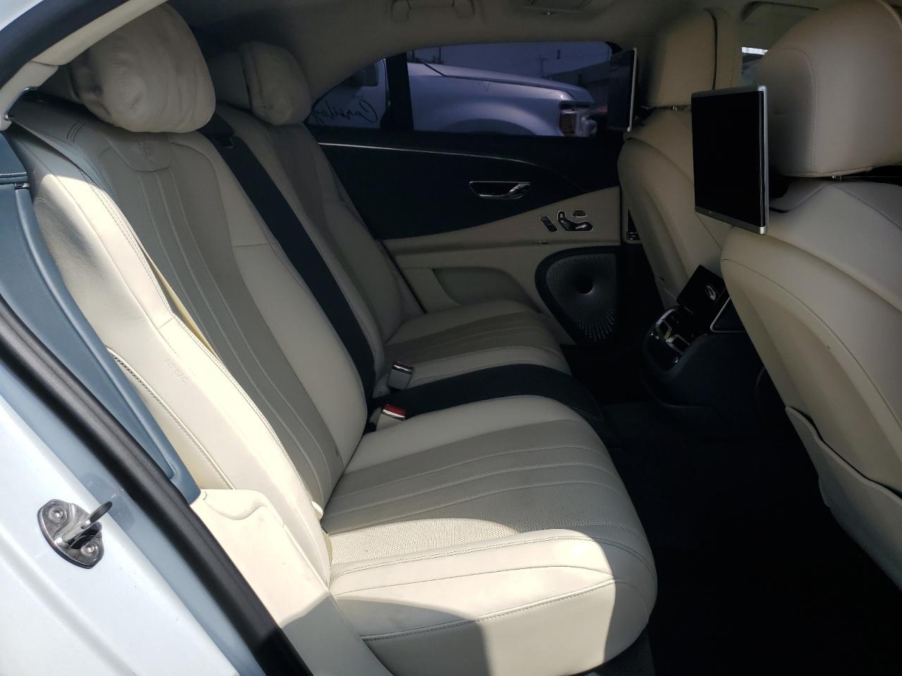 2020 Bentley Flying Spur - zdjęcie 10