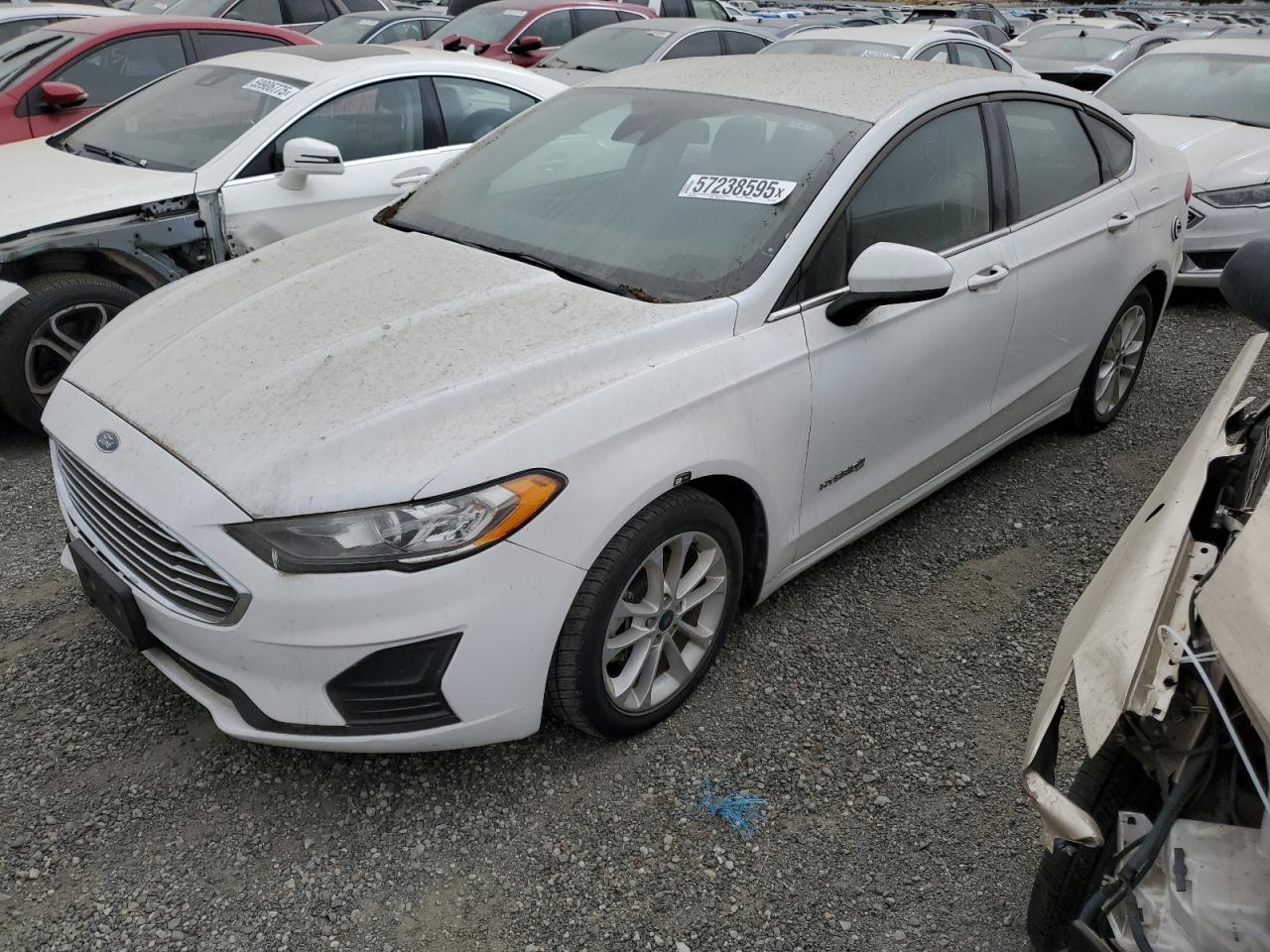 2019 Ford Fusion Se - zdjęcie główne
