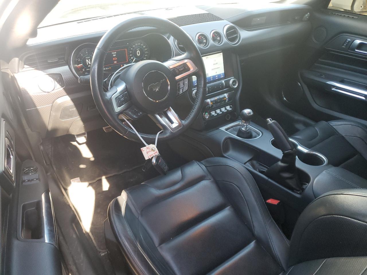 2021 Ford Mustang Gt - zdjęcie 8