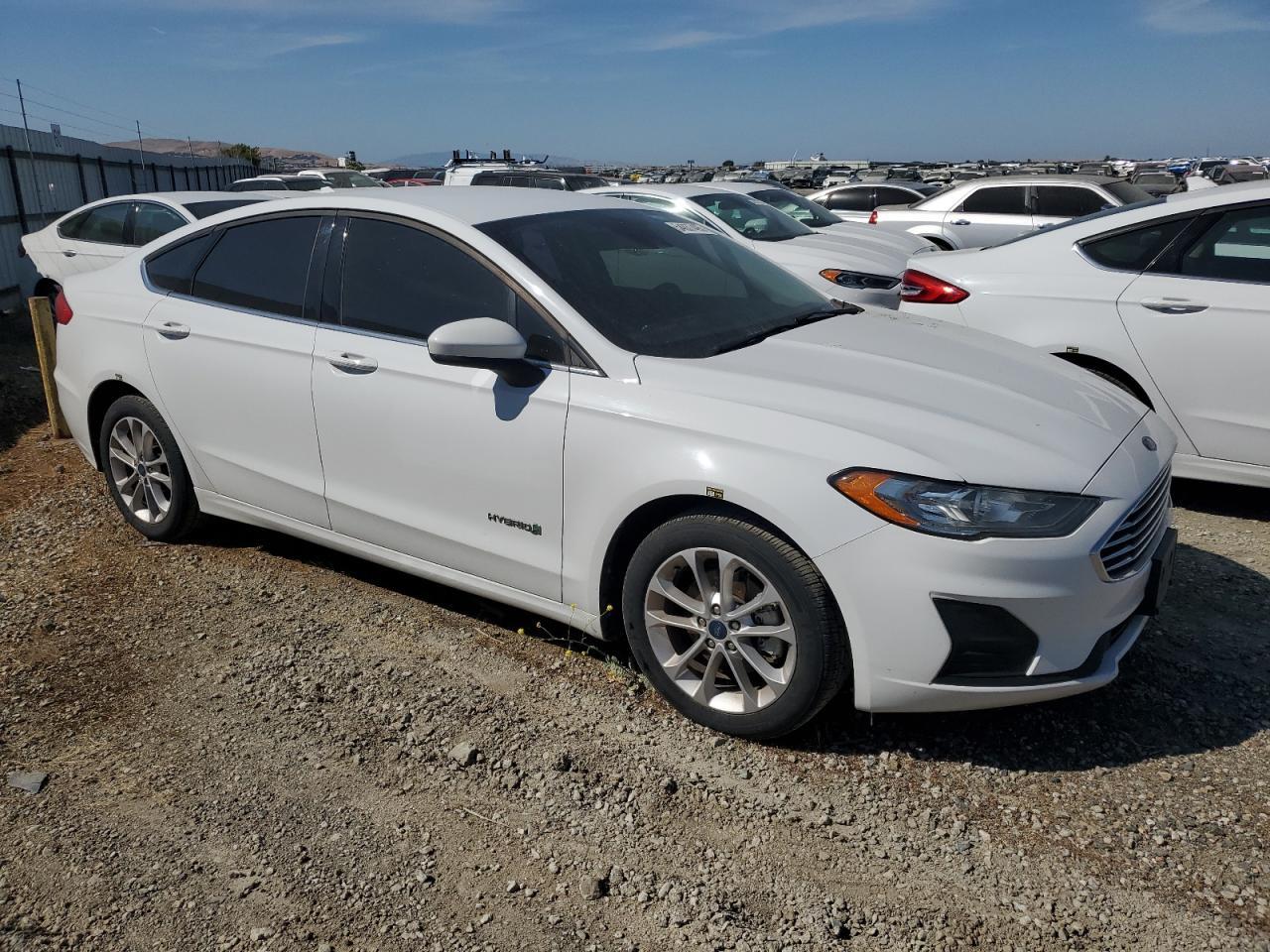 2019 Ford Fusion Se - zdjęcie 4