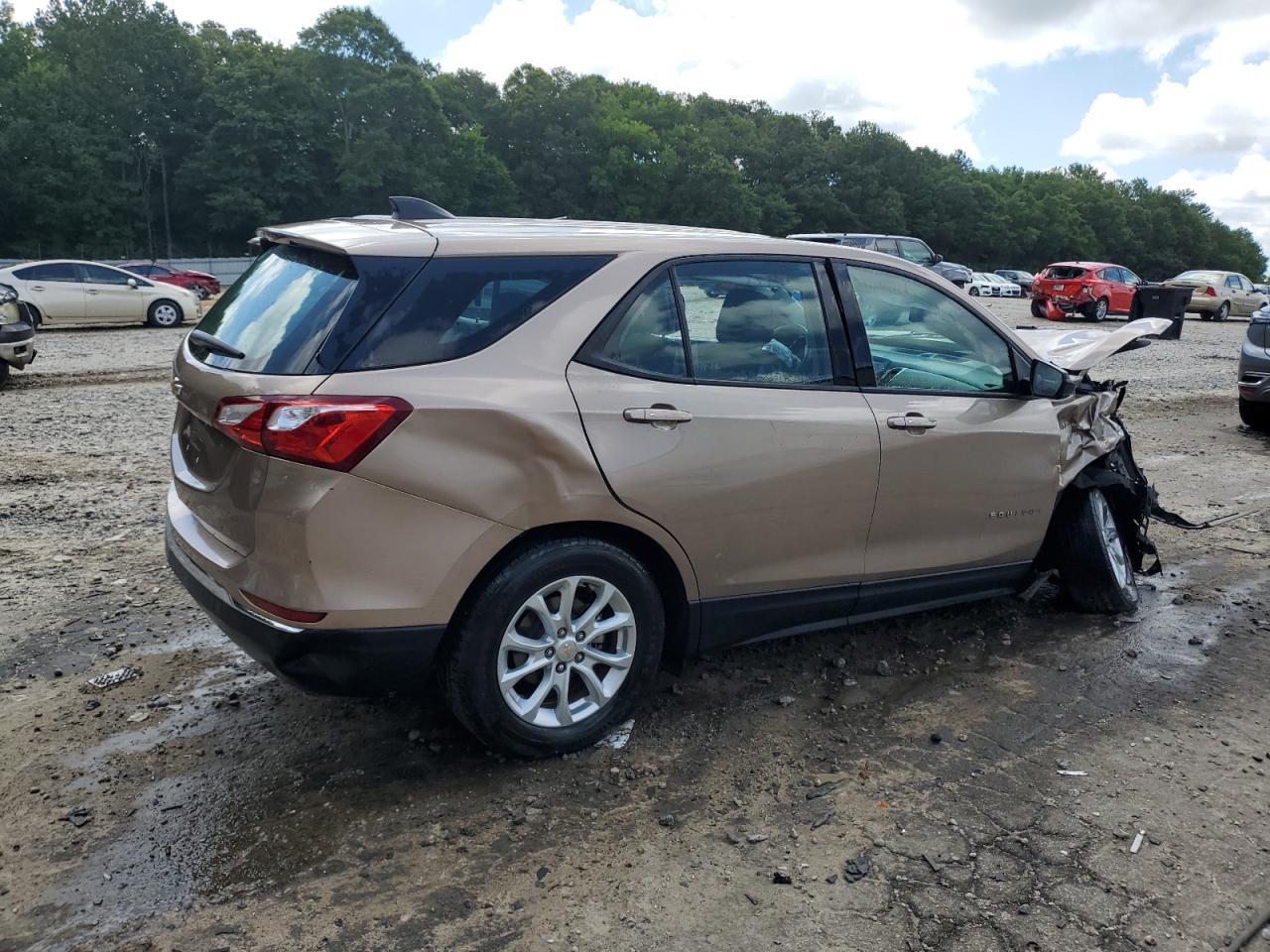 2018 Chevrolet Equinox Ls - zdjęcie 3