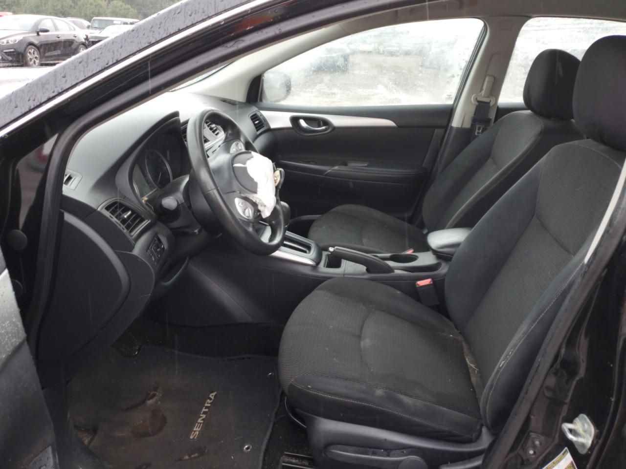 2019 Nissan Sentra S - zdjęcie 7