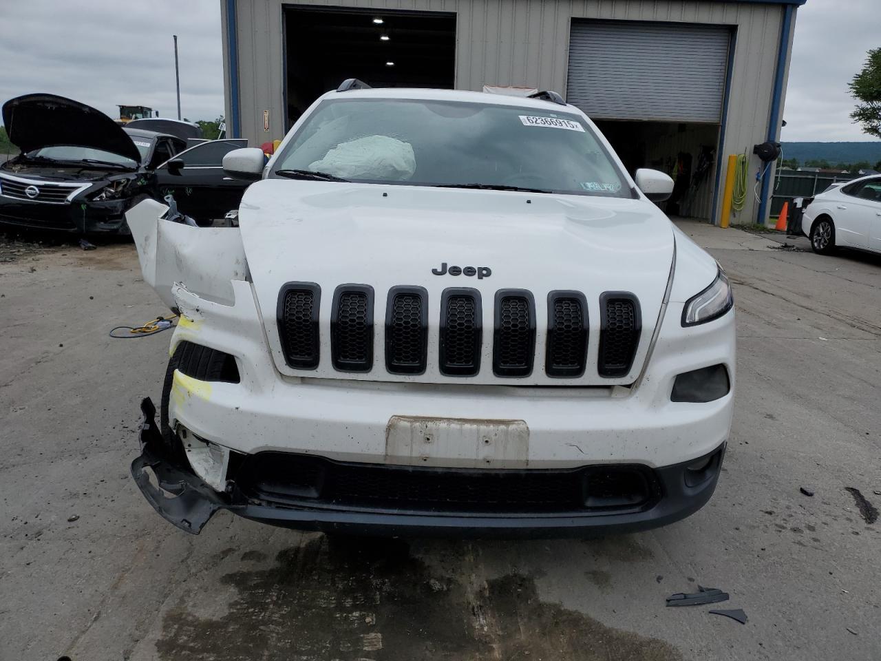 2015 Jeep Cherokee Latitude - zdjęcie 5