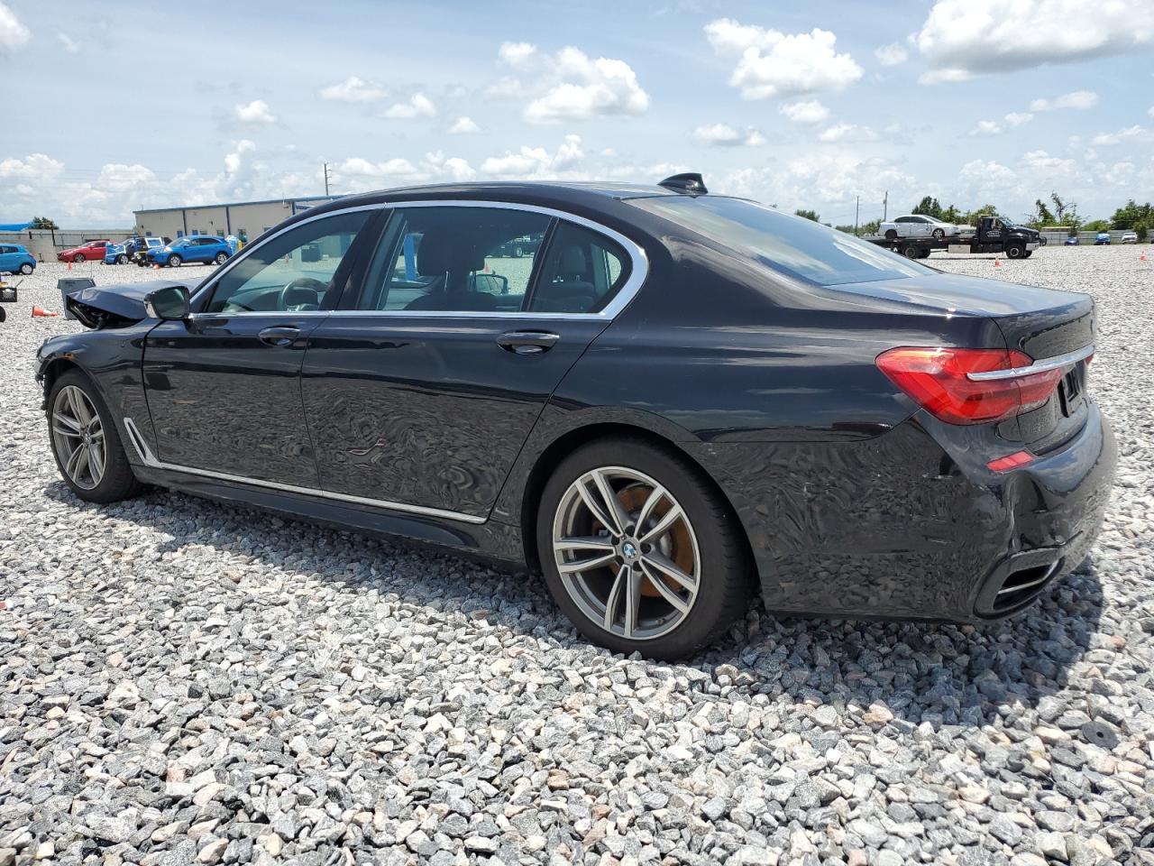 2019 BMW 740 I - zdjęcie 2