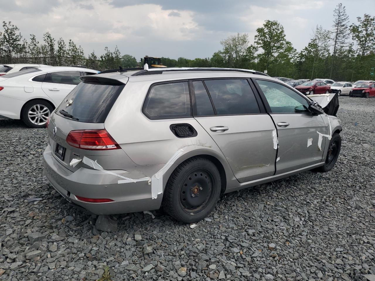 2019 Volkswagen Golf Sportwagen S - zdjęcie 3