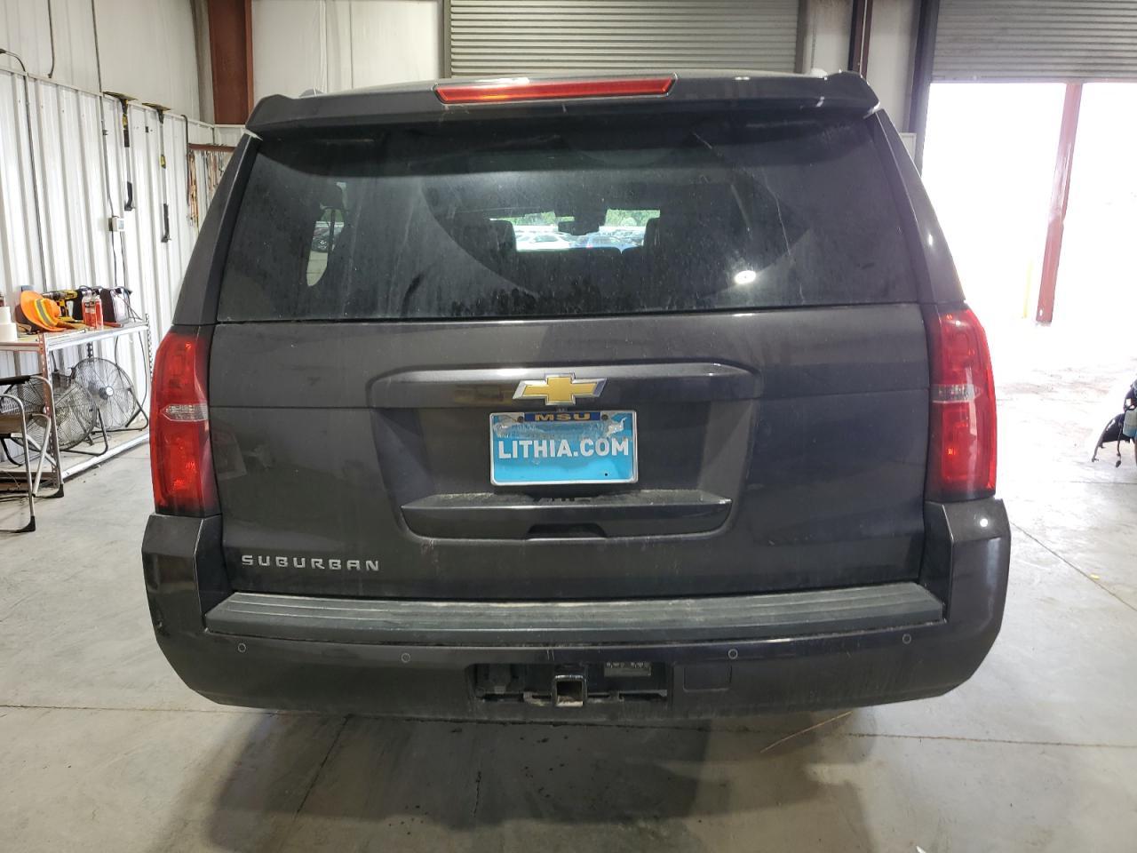 2015 Chevrolet Suburban K1500 Lt - zdjęcie 6