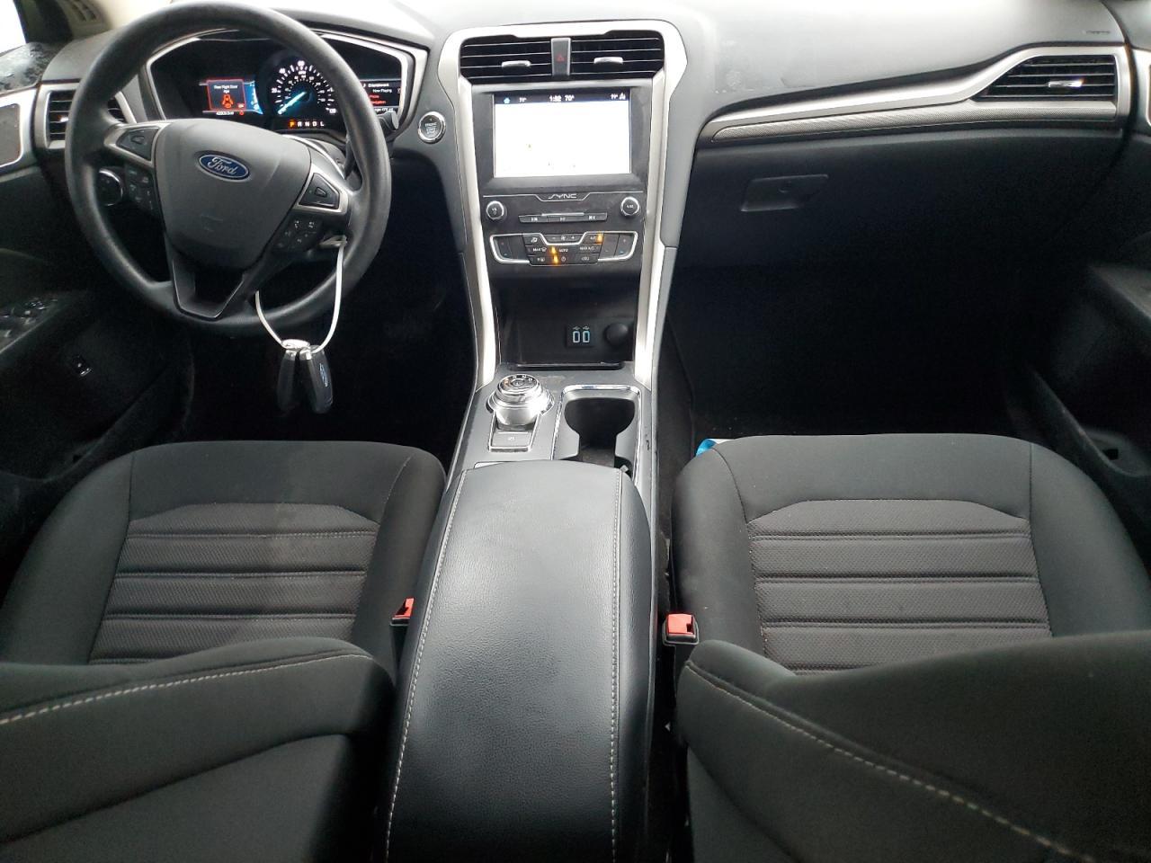 2019 Ford Fusion Se - zdjęcie 8