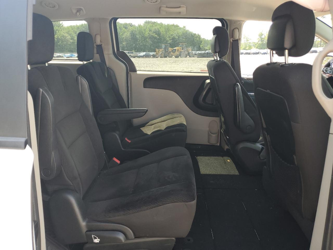 2017 Dodge Grand Caravan Se - zdjęcie 11