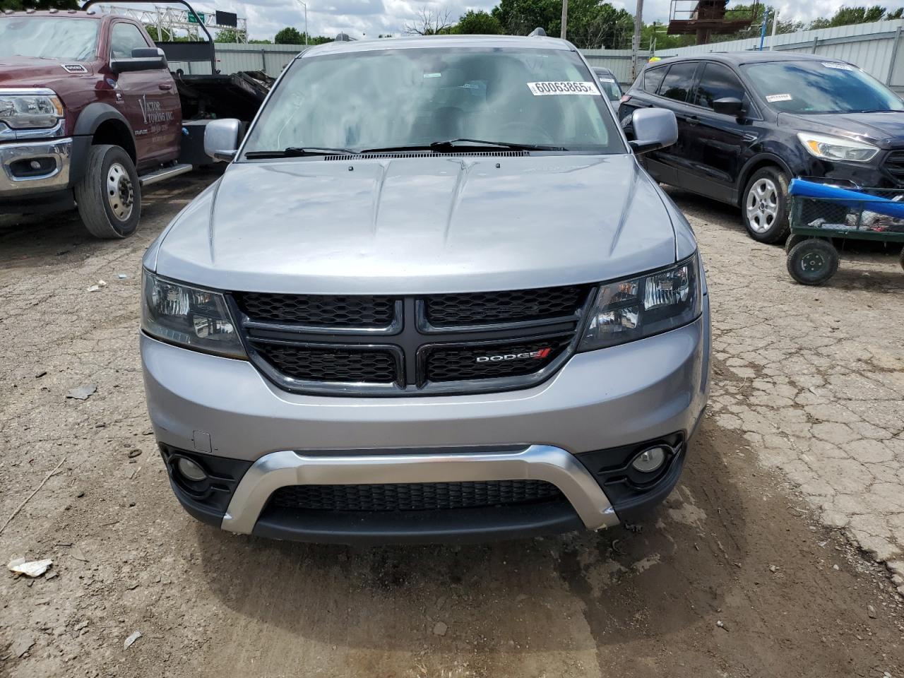 2019 Dodge Journey Crossroad - zdjęcie 5