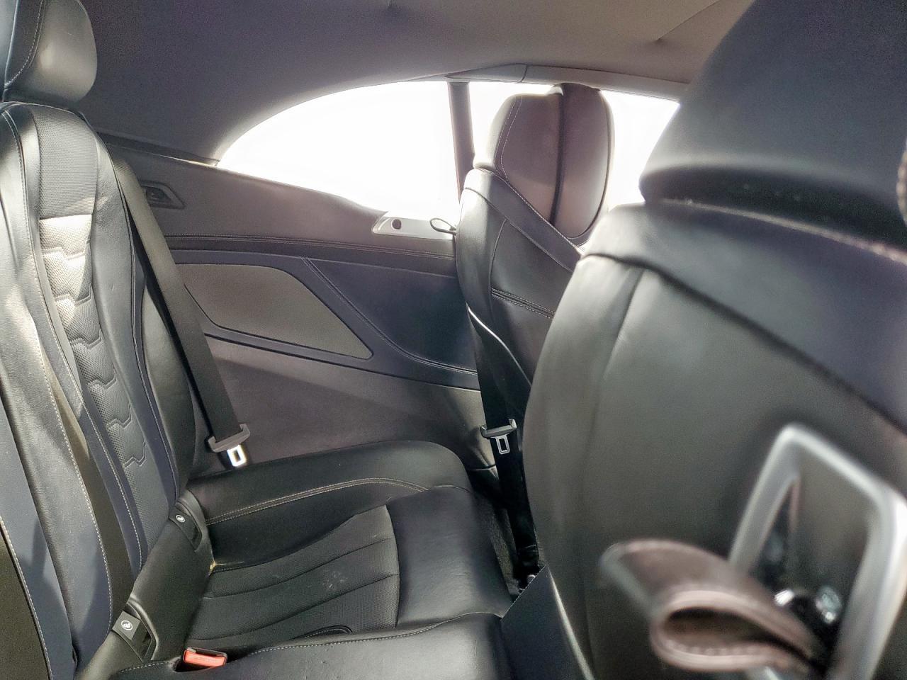 2022 BMW M850Xi - zdjęcie 10